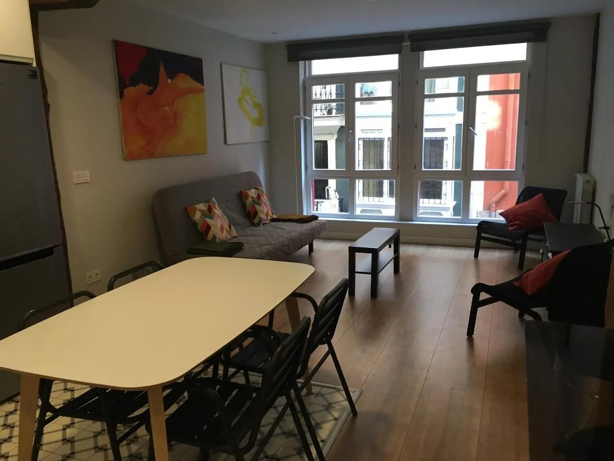 Studio 7Calles, Casco Viejo. Bio Bilbao 0*,  Spain